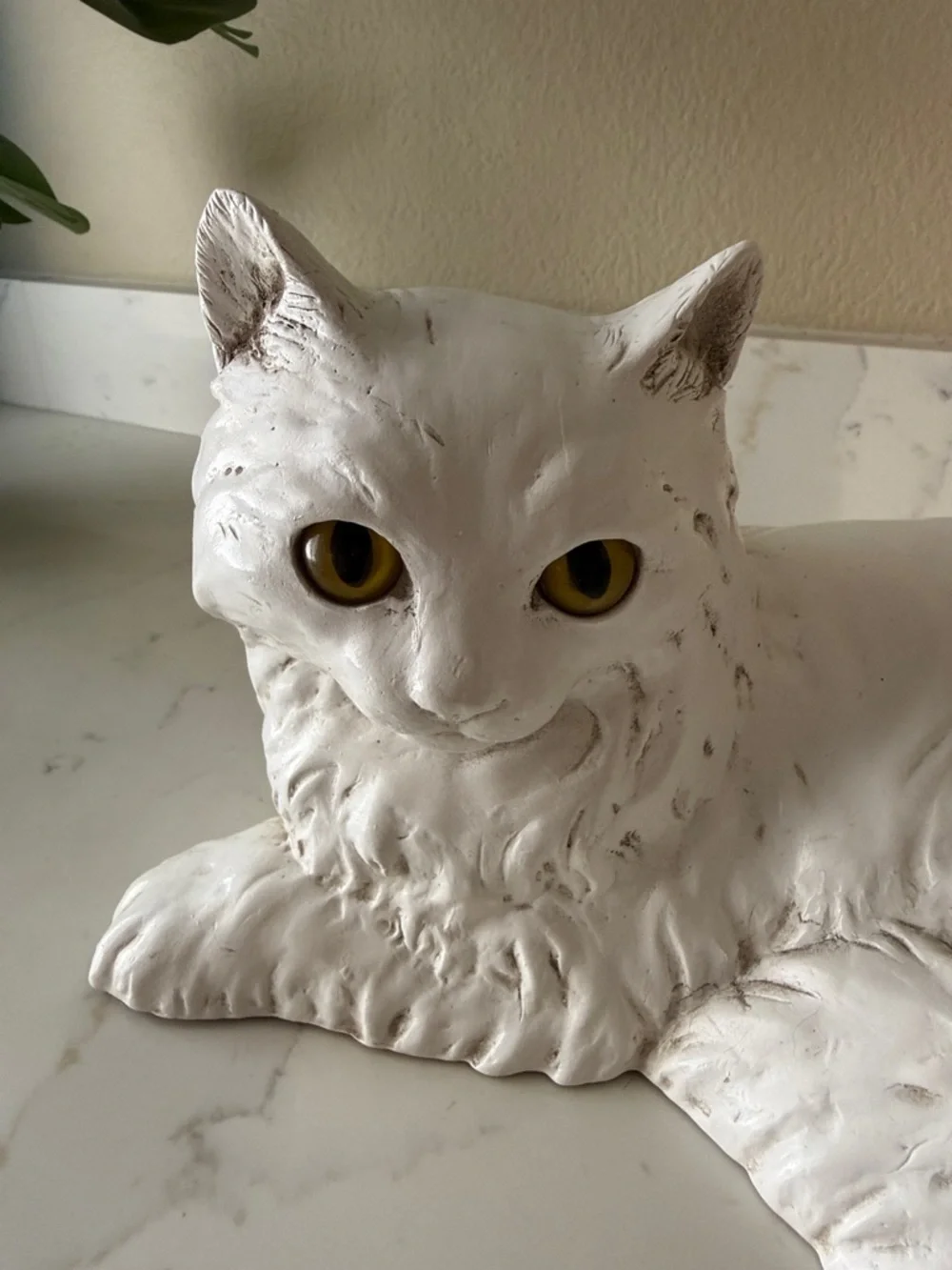 Vintage HomCo Cat